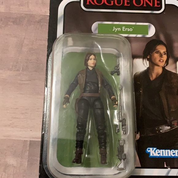 Star Wars Vintage Collection Jyn Erso Action Figure - Picture 3 of 3